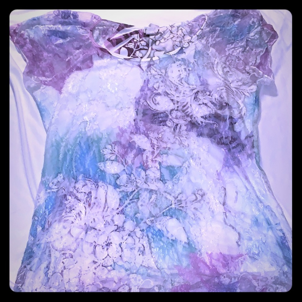 Pretty lace floral top